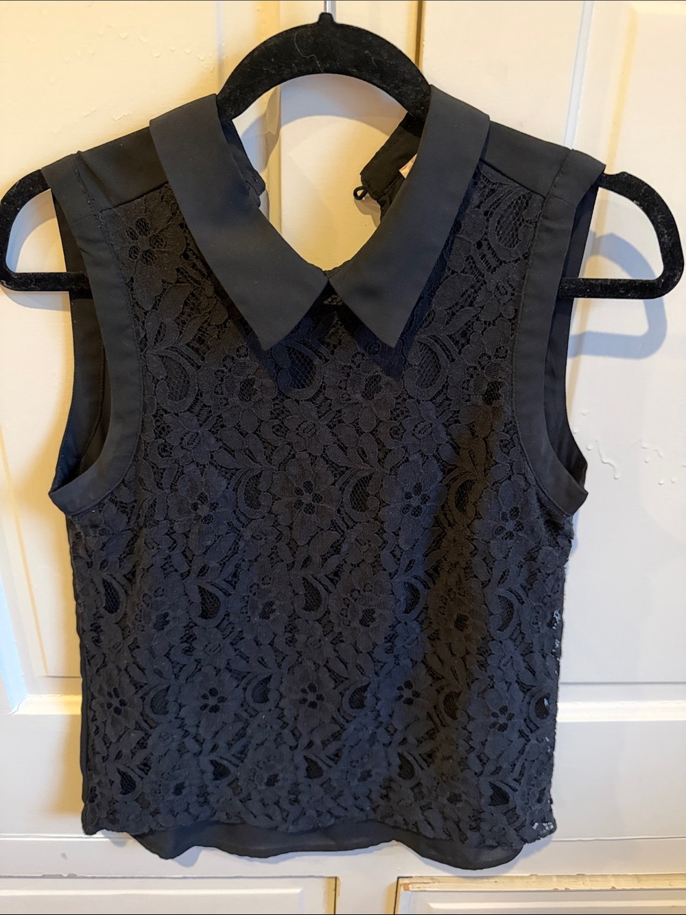 English Laundry Black Sleeveless Lace Collar Top